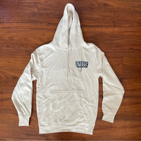 NEW FRESH VIBES PURE SMOKE CREAM HOODIE SZ SMALL S - Picture 4 of 5
